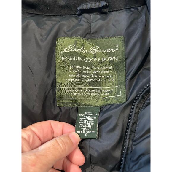 Eddie Bauer Black Goose Down Quilted Puffer Vest Size S Outerwear Outdoors - Picture 3 of 7
